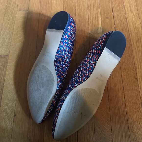 Nine West Mod Multicolored Dot Pointed Flats, Size 10M - Picture 2 of 5